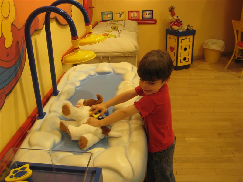 Jess_Build-A-Bear_K-11.JPG - Alex is really giving his puppy a cleaning!