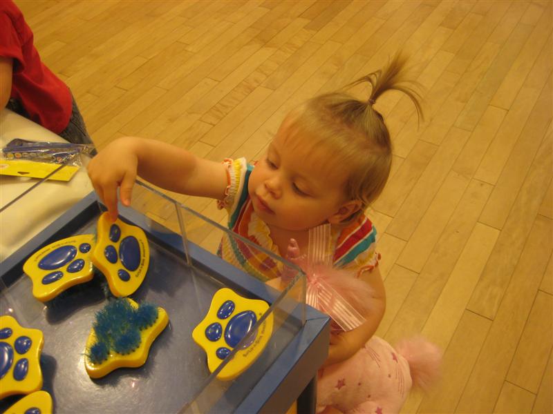 Jess_Build-A-Bear_Unicorn-6.JPG - Let's just put this back... Alex is obviously going to be a while!