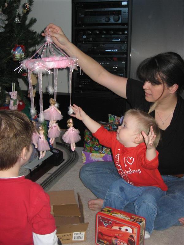 X-Mas2008-22.JPG - Wow!  It's pretty...